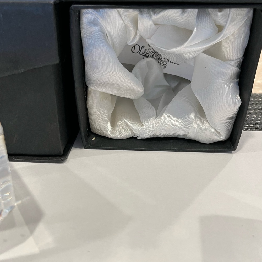Oleg Cassini Candle Holder